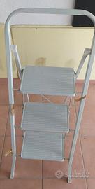 SGABELLO ACCIAIO 3 GRADINI