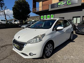 Peugeot 208 1.4 HDi 68 CV 5 porte Allure