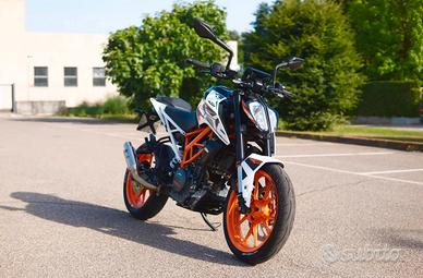 KTM DUKE 390