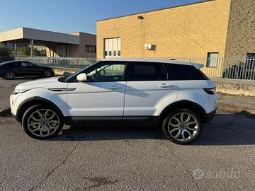 Range rover evoque