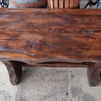 Tavolo in legno massello