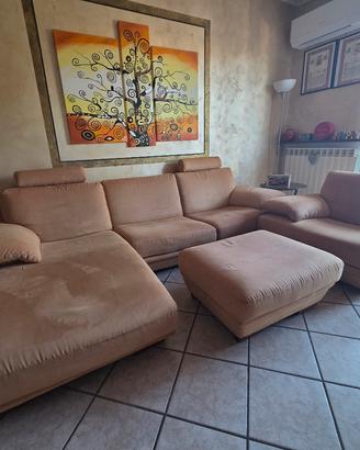 Divano in alcantara Marca Natuzzi 