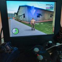 PS2 SLIM + Schermo United RCA+ Giochi + 3 Joystick