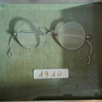 Occhiali da vista d'epoca del 1910