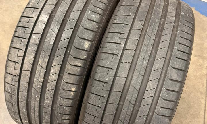 285 45 ZR 21   P ZERO