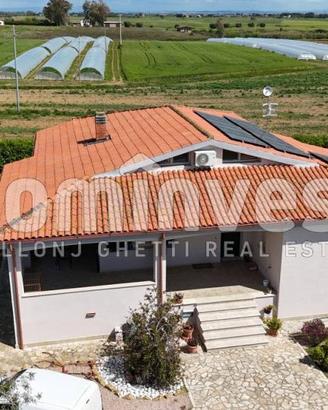 Villa di 174 m² con più di 5 locali e box auto dop
