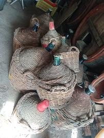 Damigiane impagliate 