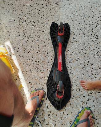 skateboard