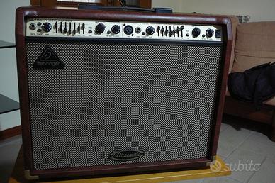 Amplificatore per chitarra e voce