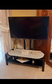  TV 42 pollici con tutto il tavolino 