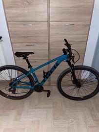 Trek Marlin 5 gen 3 bici MTB shimano&bontrager con