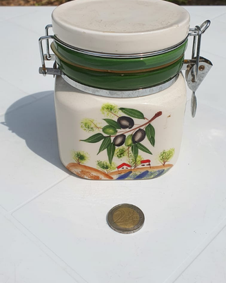 Barattolo con decoro ulivo
