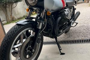 Moto Guzzi SP 1000