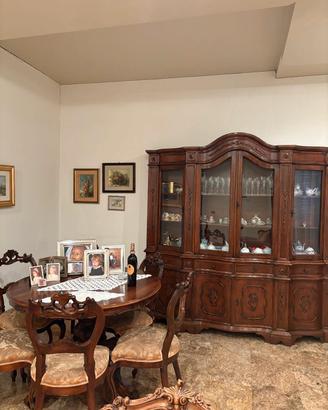 Sala da pranzo + divano 