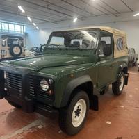 Land Rover Defender 90 2.5 Tdi SOFT TOP