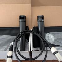 Due microfoni modello Sm57 dinamici, cavo custodie