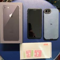 Apple iPhone 8 - 64GB Grigio siderale