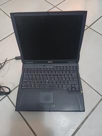 dell latitude vintage con alimentatore usato