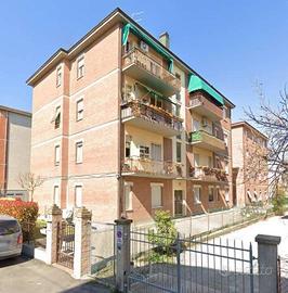 Appartamento di 89 m² con 5 locali e box auto a Re