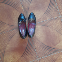 Scarpe nere di marca eleganti con tacchetto alto