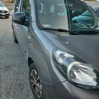 Renault new kangoo 2017 Grigio con barre