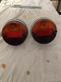 Gruppo ottico posteriore per auto vintage