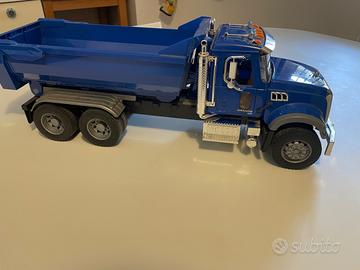 Bruder - Mack Granite Camion Cassone Ribaltabile