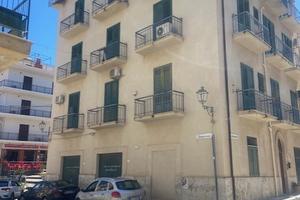 In pieno centro a Lascari