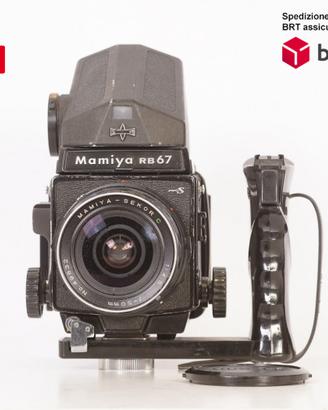Mamiya RB67 Professional S + Mamiya-Sekor C 50 F4.