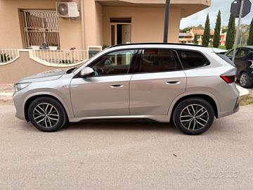 BMW X1 18dMSPORT  Anno 2023 € 36.500