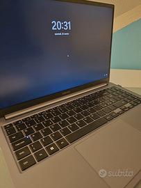 Galaxy Book4 (15.6”, i3, 8GB)