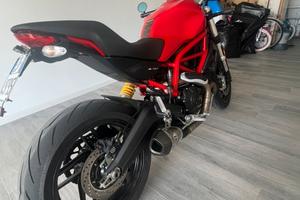 Ducati monster 797