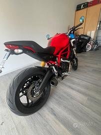 Ducati monster 797