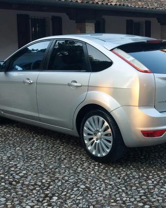 Ford Focus mk2 1.6 tdci 90cv Titanium +