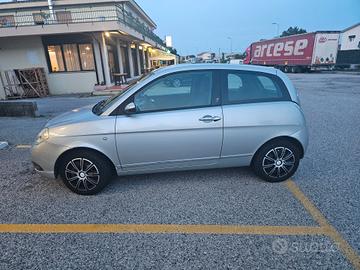 Lancia Ypsilon 1.2 Argento