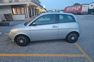 Lancia Ypsilon 1.2 Argento