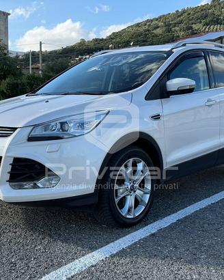 FORD Kuga 2.0 TDCI 150 CV S&S 4WD Powershift Titan