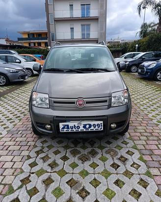 Fiat Panda 1.3 MJT 16V DPF 4x4 Climbing