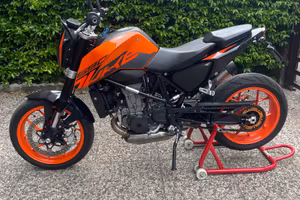 ktm duke 690 depotenziato 