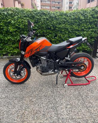 ktm duke 690 depotenziato 