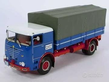Minichamps camion 1/43 LU 1116 1972