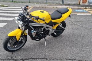 triumph speed triple 