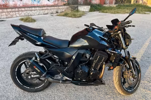 Kawasaki z750 d'epoca UNICA LEGGI...