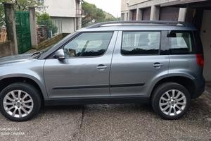Yeti Skoda 1200 Benzina Anno 2012 (Neopatentai)