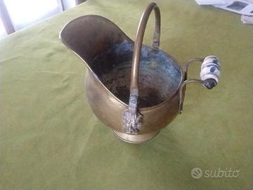 SOPRAMMOBILE IN RAME ANTICO