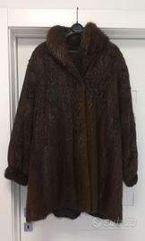 Pelliccia di castorino molto bella e pari al nuovo
