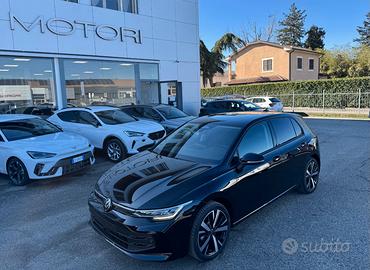 Volkswagen Golf 2.0 tdi Edition Plus 150cv dsg /KM