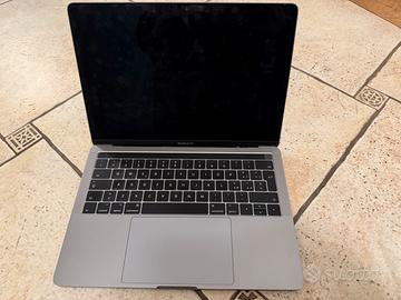 MacBook Pro 13” A1706