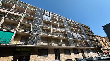 3 LOCALI! AMPIA METRATURA! DOPPIA ESPOSIZIONE!