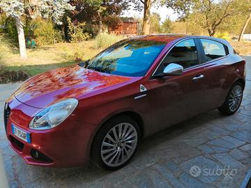 alfaromeo Giulietta quadrifoglio 